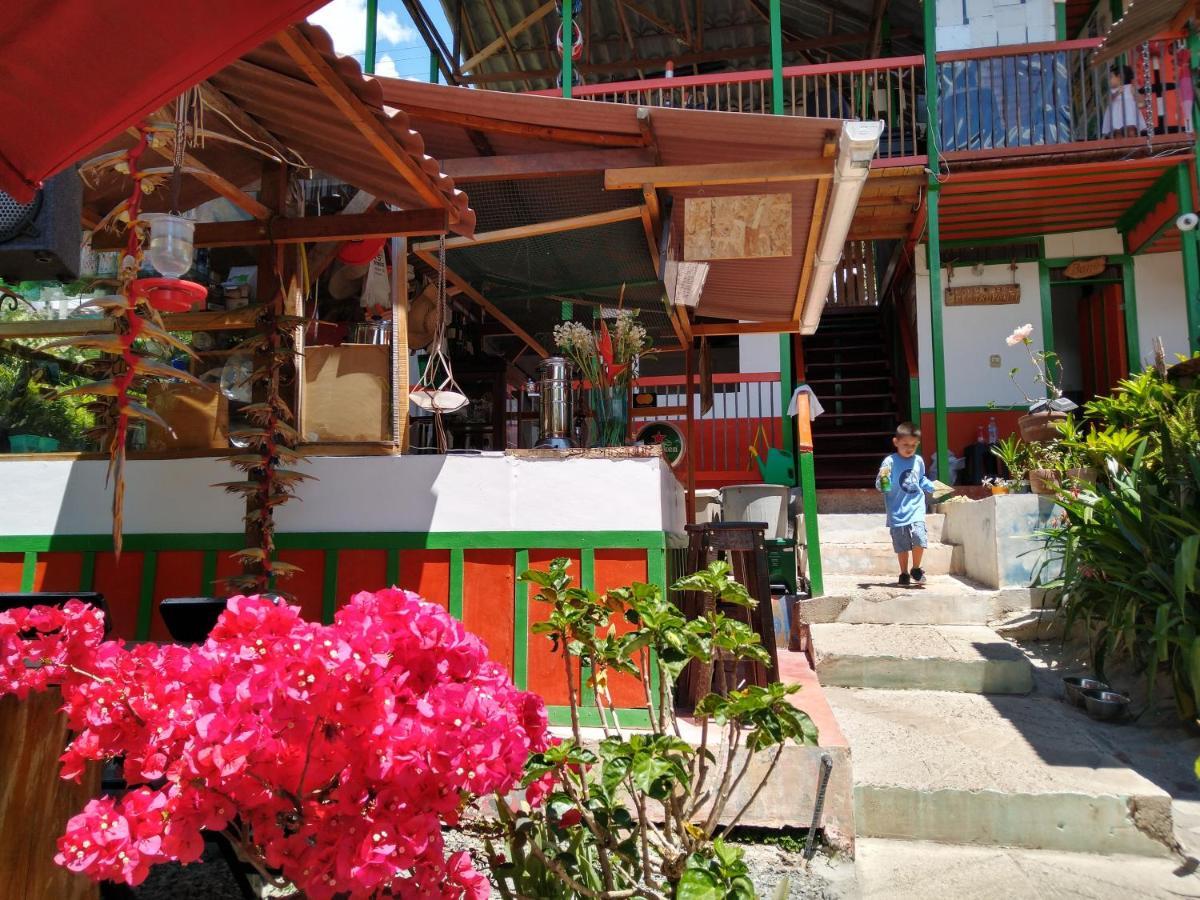 Hostal Estrella De Agua Саленто Экстерьер фото
